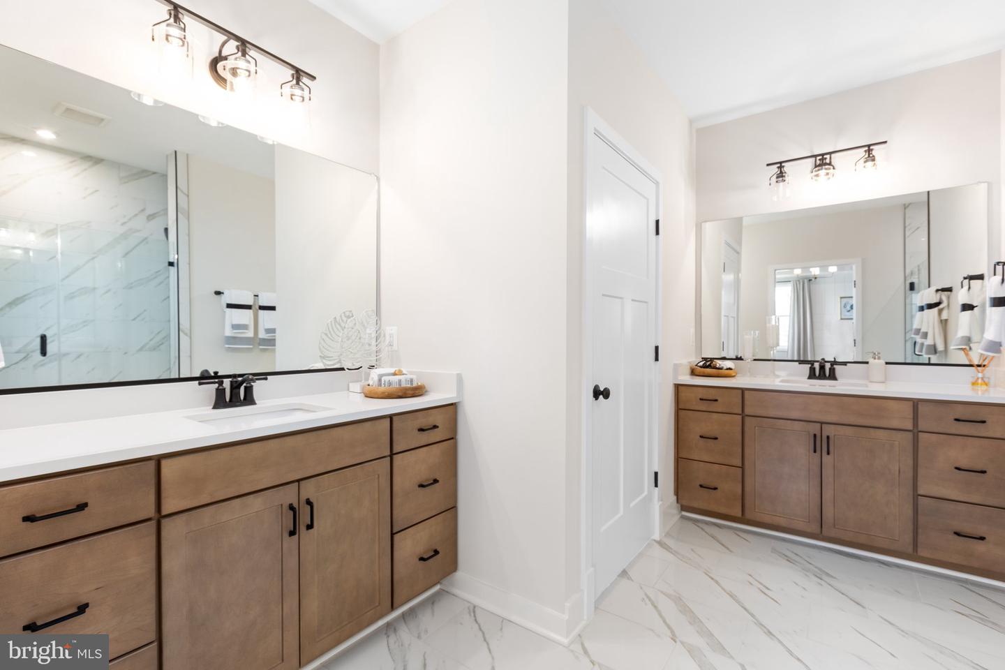 1 BLAKELY ST, FREDERICKSBURG, Virginia 22408, 3 Bedrooms Bedrooms, ,2 BathroomsBathrooms,Residential,For sale,1 BLAKELY ST,VASP2032496 MLS # VASP2032496