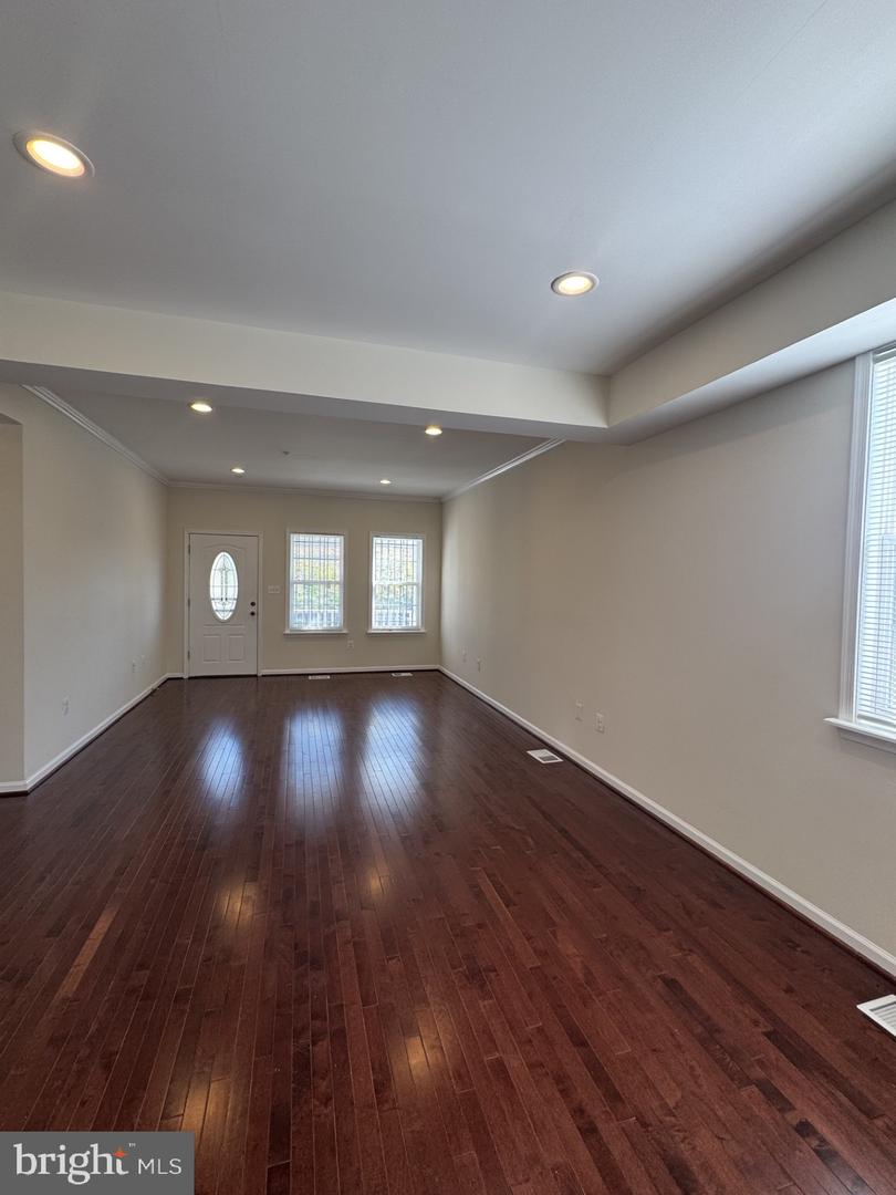 5414 D ST SE, WASHINGTON, District Of Columbia 20019, 6 Bedrooms Bedrooms, ,5 BathroomsBathrooms,Residential,For sale,5414 D ST SE,DCDC2196934 MLS # DCDC2196934