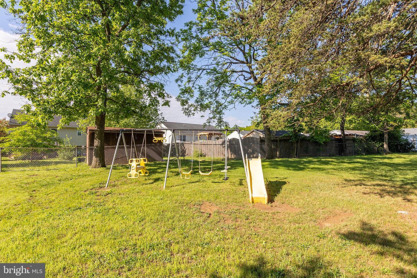 200 DOGWOOD RD, WINCHESTER, Virginia 22602, 3 Bedrooms Bedrooms, ,1 BathroomBathrooms,Residential,For sale,200 DOGWOOD RD,VAFV2033618 MLS # VAFV2033618