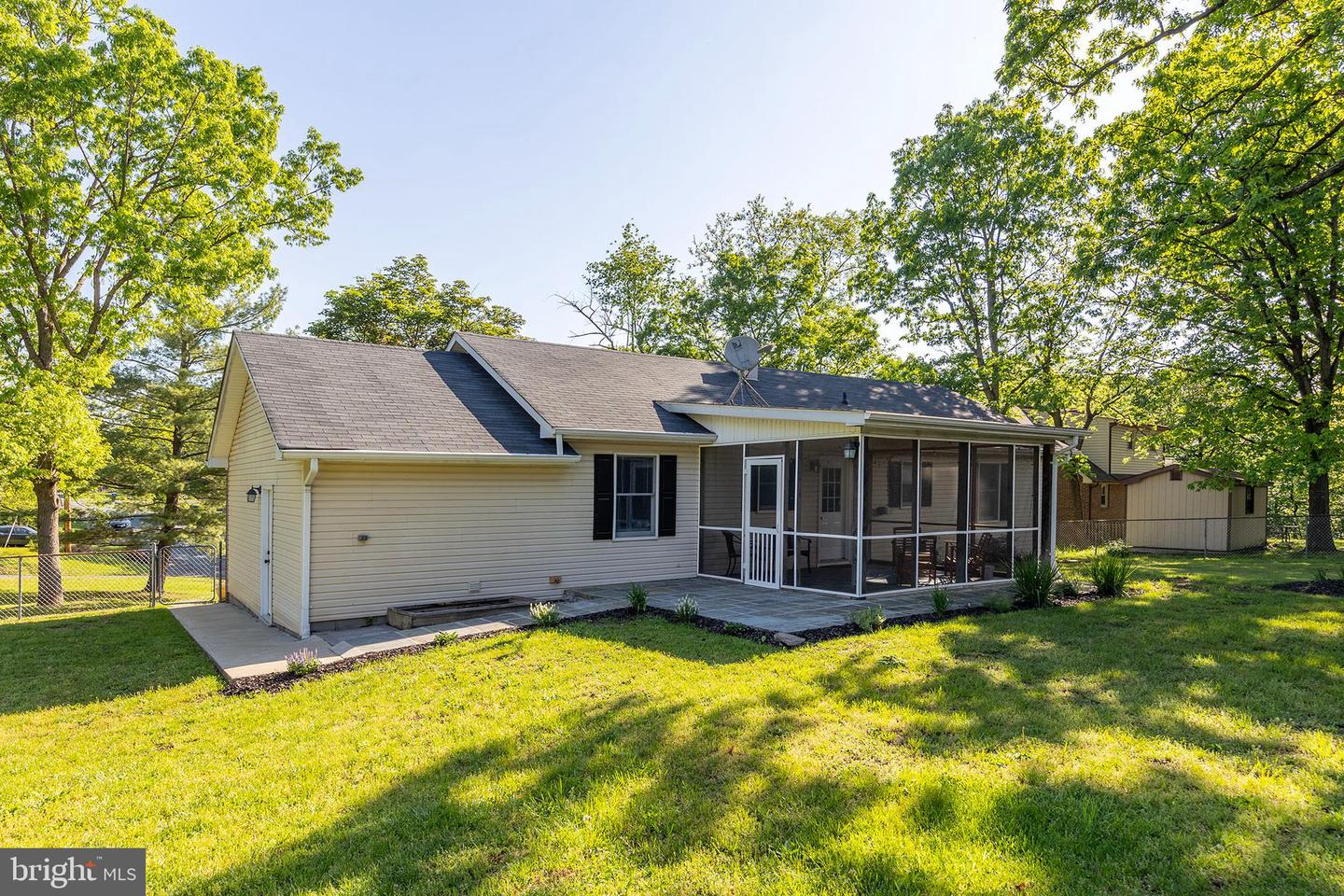 200 DOGWOOD RD, WINCHESTER, Virginia 22602, 3 Bedrooms Bedrooms, ,1 BathroomBathrooms,Residential,For sale,200 DOGWOOD RD,VAFV2033618 MLS # VAFV2033618