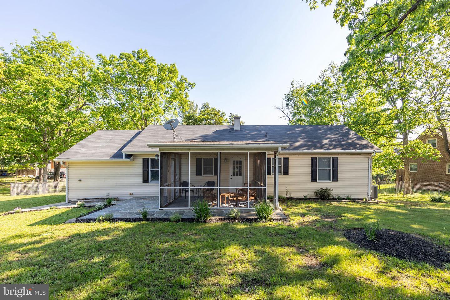 200 DOGWOOD RD, WINCHESTER, Virginia 22602, 3 Bedrooms Bedrooms, ,1 BathroomBathrooms,Residential,For sale,200 DOGWOOD RD,VAFV2033618 MLS # VAFV2033618