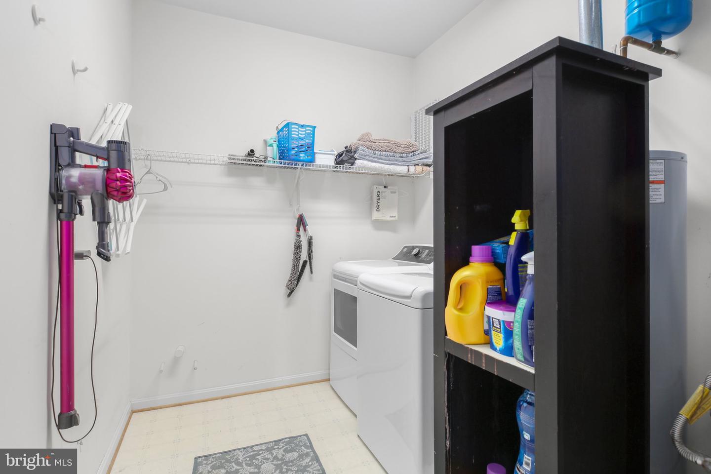 9301 GLASCOW DR, FREDERICKSBURG, Virginia 22408, 2 Bedrooms Bedrooms, ,2 BathroomsBathrooms,Residential,For sale,9301 GLASCOW DR,VASP2032568 MLS # VASP2032568