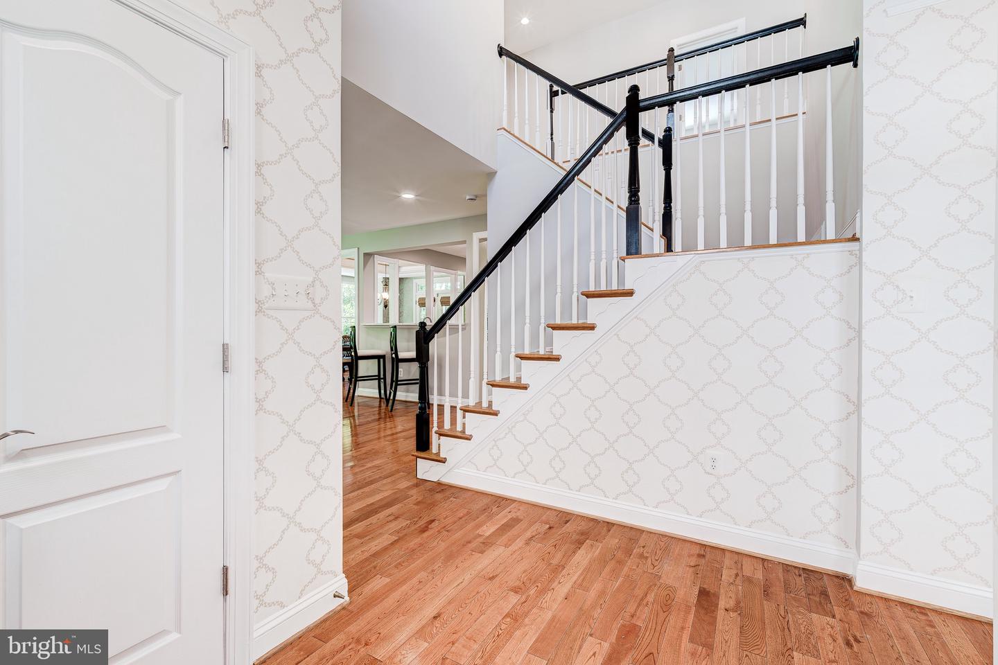 488 MARSHALL DR NE, LEESBURG, Virginia 20176, 5 Bedrooms Bedrooms, ,3 BathroomsBathrooms,Residential,For sale,488 MARSHALL DR NE,VALO2094934 MLS # VALO2094934