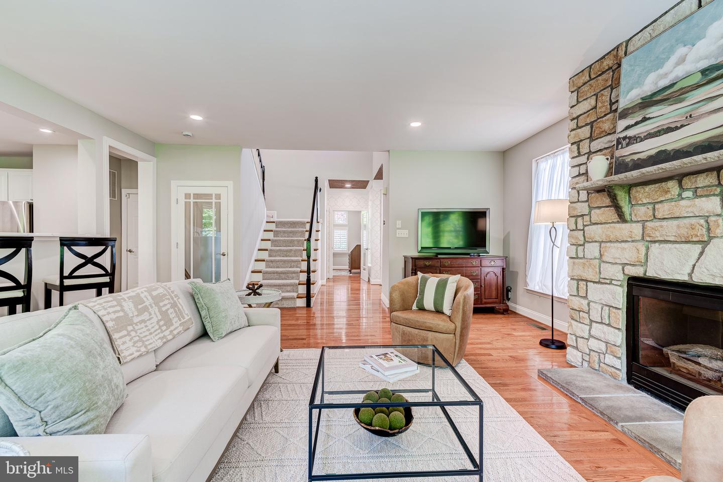 488 MARSHALL DR NE, LEESBURG, Virginia 20176, 5 Bedrooms Bedrooms, ,3 BathroomsBathrooms,Residential,For sale,488 MARSHALL DR NE,VALO2094934 MLS # VALO2094934