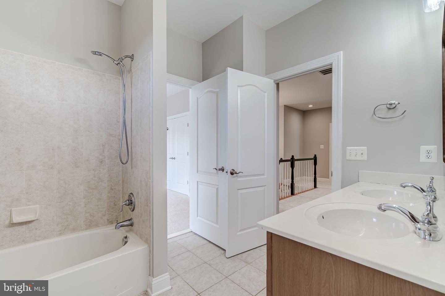488 MARSHALL DR NE, LEESBURG, Virginia 20176, 5 Bedrooms Bedrooms, ,3 BathroomsBathrooms,Residential,For sale,488 MARSHALL DR NE,VALO2094934 MLS # VALO2094934