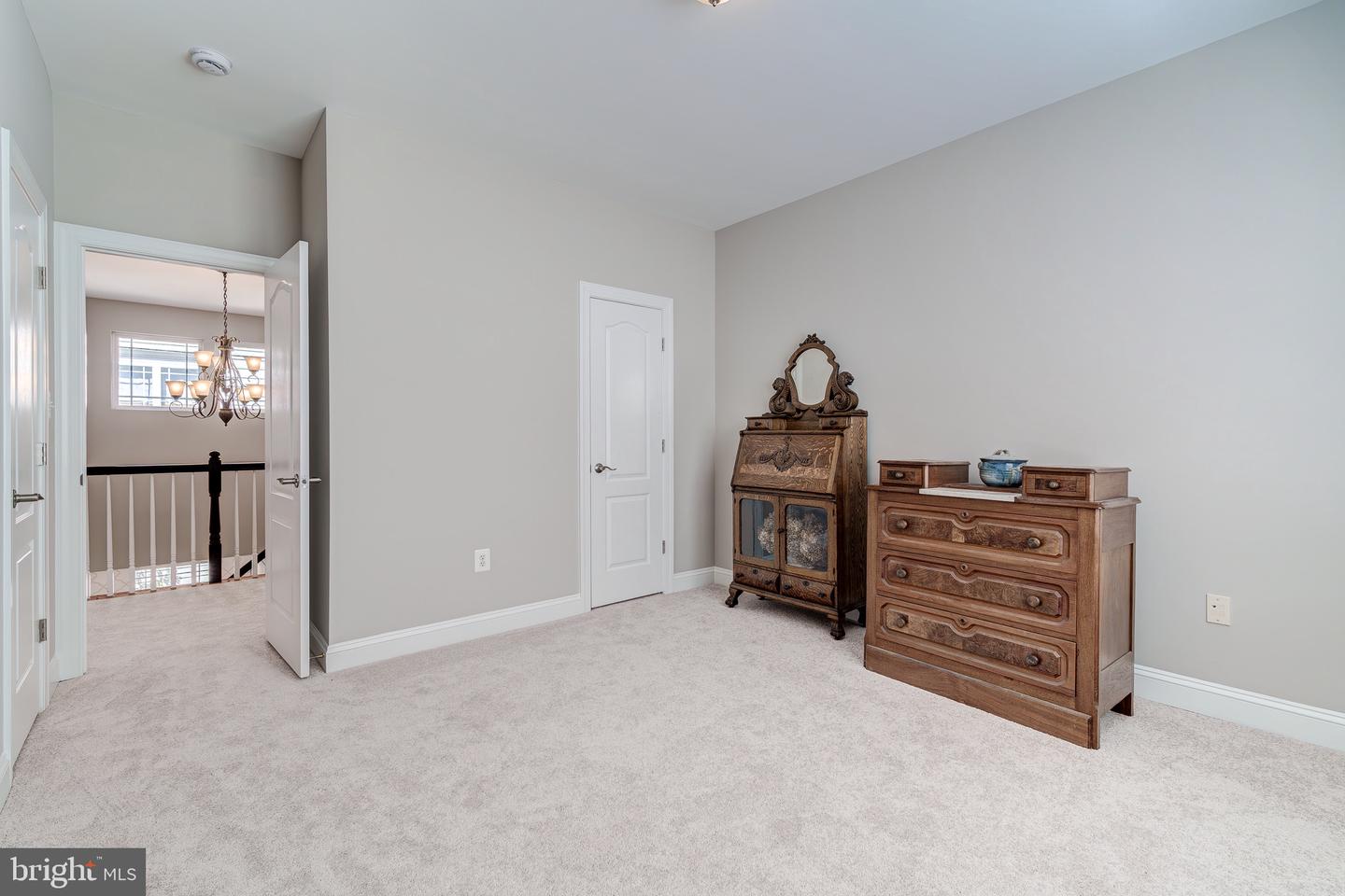 488 MARSHALL DR NE, LEESBURG, Virginia 20176, 5 Bedrooms Bedrooms, ,3 BathroomsBathrooms,Residential,For sale,488 MARSHALL DR NE,VALO2094934 MLS # VALO2094934