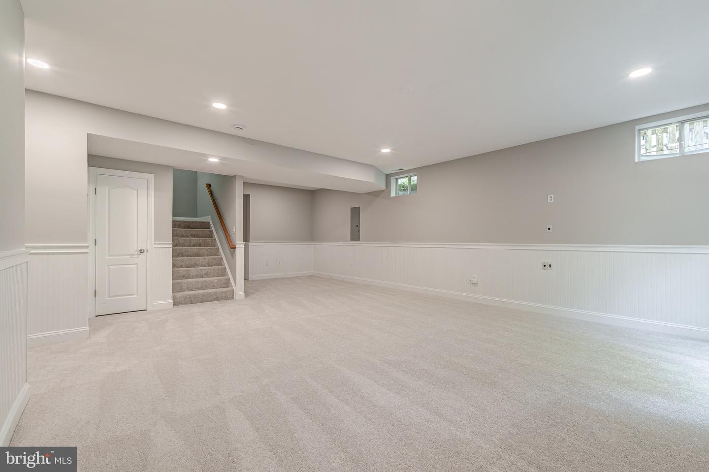 488 MARSHALL DR NE, LEESBURG, Virginia 20176, 5 Bedrooms Bedrooms, ,3 BathroomsBathrooms,Residential,For sale,488 MARSHALL DR NE,VALO2094934 MLS # VALO2094934