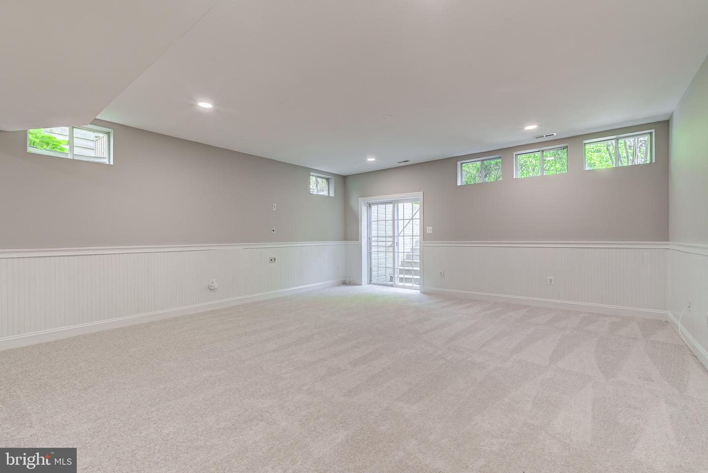 488 MARSHALL DR NE, LEESBURG, Virginia 20176, 5 Bedrooms Bedrooms, ,3 BathroomsBathrooms,Residential,For sale,488 MARSHALL DR NE,VALO2094934 MLS # VALO2094934