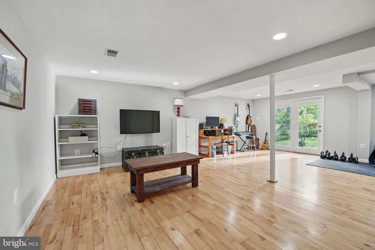 9237 KRISTIN LN, FAIRFAX, Virginia 22032, 4 Bedrooms Bedrooms, ,2 BathroomsBathrooms,Residential,For sale,9237 KRISTIN LN,VAFX2237088 MLS # VAFX2237088