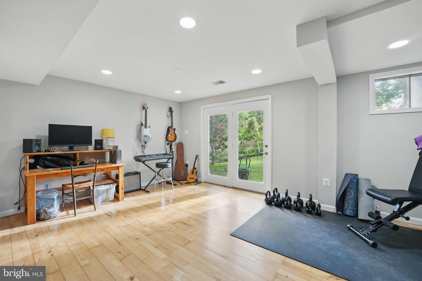 9237 KRISTIN LN, FAIRFAX, Virginia 22032, 4 Bedrooms Bedrooms, ,2 BathroomsBathrooms,Residential,For sale,9237 KRISTIN LN,VAFX2237088 MLS # VAFX2237088