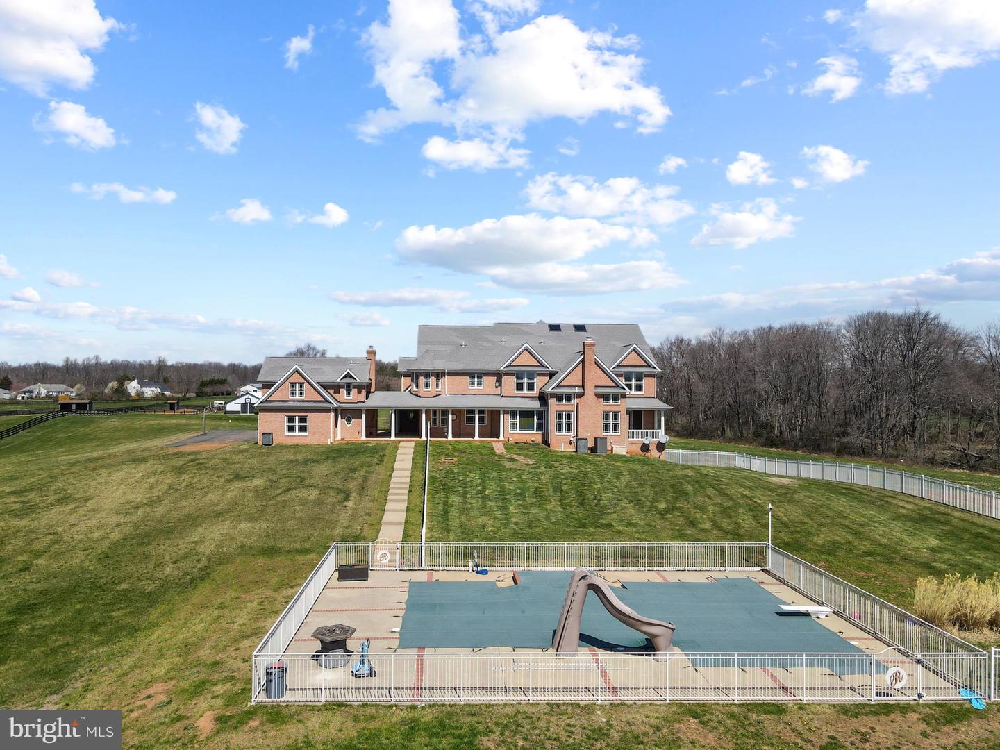 10150 HEDRICK FARM LN, MIDLAND, Virginia 22728, 7 Bedrooms Bedrooms, ,6 BathroomsBathrooms,Residential,For sale,10150 HEDRICK FARM LN,VAFQ2016418 MLS # VAFQ2016418