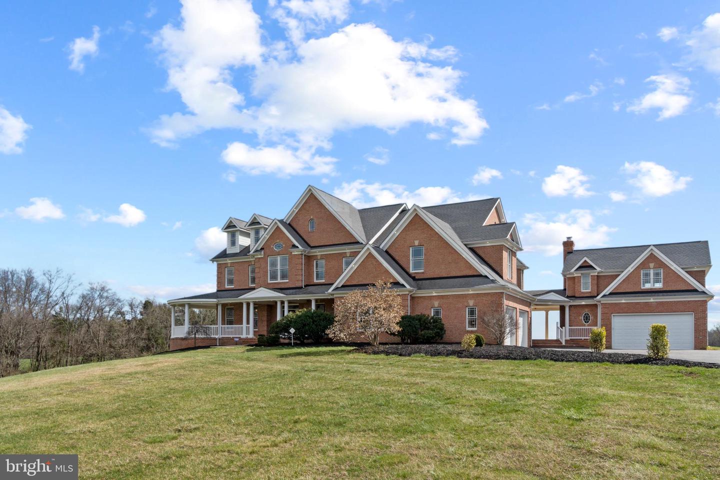 10150 HEDRICK FARM LN, MIDLAND, Virginia 22728, 7 Bedrooms Bedrooms, ,6 BathroomsBathrooms,Residential,For sale,10150 HEDRICK FARM LN,VAFQ2016418 MLS # VAFQ2016418