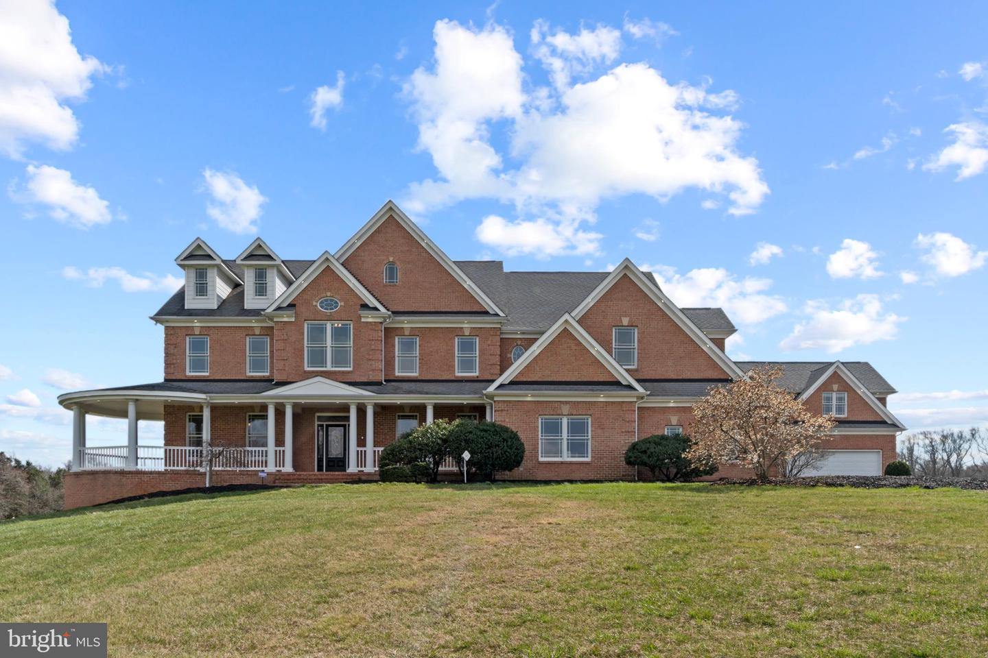 10150 HEDRICK FARM LN, MIDLAND, Virginia 22728, 7 Bedrooms Bedrooms, ,6 BathroomsBathrooms,Residential,For sale,10150 HEDRICK FARM LN,VAFQ2016418 MLS # VAFQ2016418