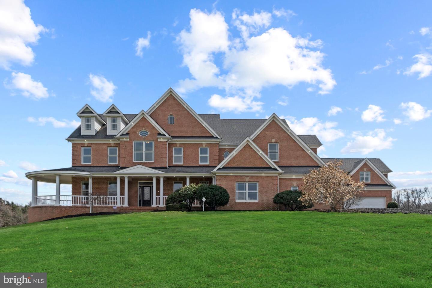 10150 HEDRICK FARM LN, MIDLAND, Virginia 22728, 7 Bedrooms Bedrooms, ,6 BathroomsBathrooms,Residential,For sale,10150 HEDRICK FARM LN,VAFQ2016418 MLS # VAFQ2016418