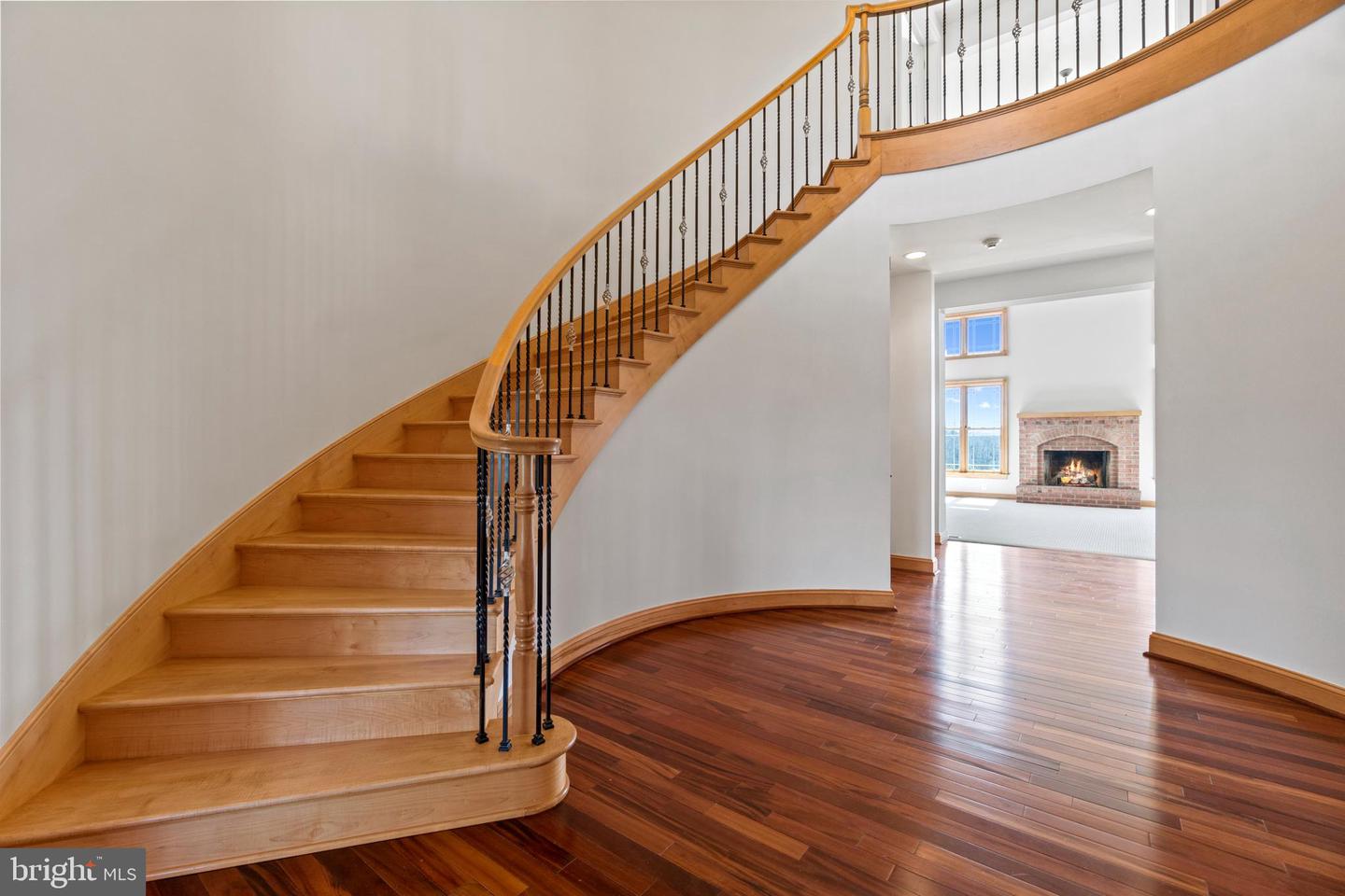 10150 HEDRICK FARM LN, MIDLAND, Virginia 22728, 7 Bedrooms Bedrooms, ,6 BathroomsBathrooms,Residential,For sale,10150 HEDRICK FARM LN,VAFQ2016418 MLS # VAFQ2016418