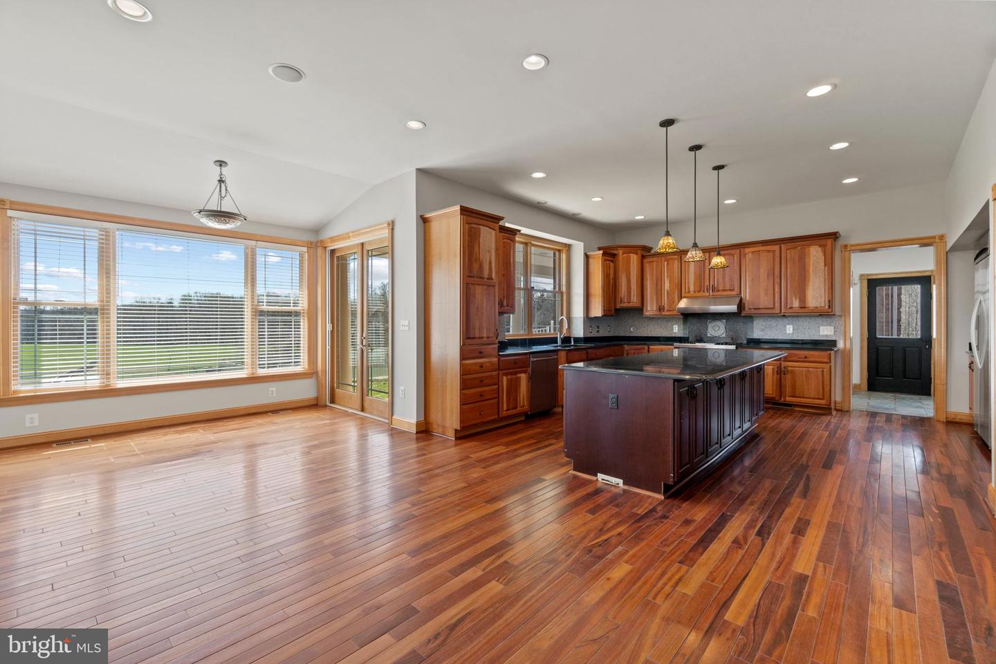 10150 HEDRICK FARM LN, MIDLAND, Virginia 22728, 7 Bedrooms Bedrooms, ,6 BathroomsBathrooms,Residential,For sale,10150 HEDRICK FARM LN,VAFQ2016418 MLS # VAFQ2016418
