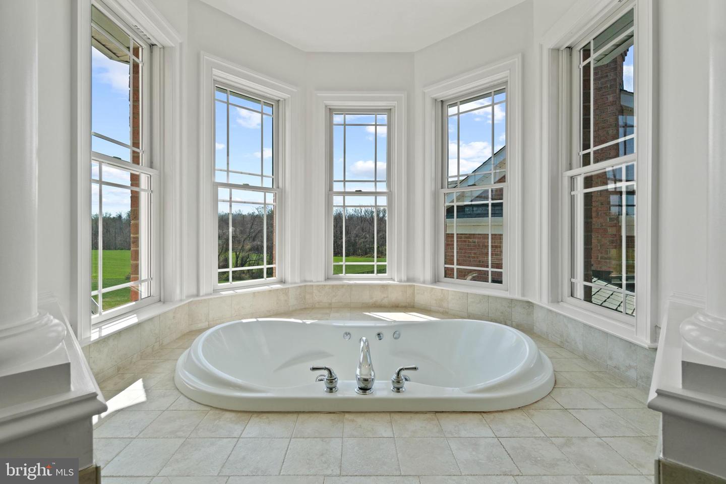 10150 HEDRICK FARM LN, MIDLAND, Virginia 22728, 7 Bedrooms Bedrooms, ,6 BathroomsBathrooms,Residential,For sale,10150 HEDRICK FARM LN,VAFQ2016418 MLS # VAFQ2016418