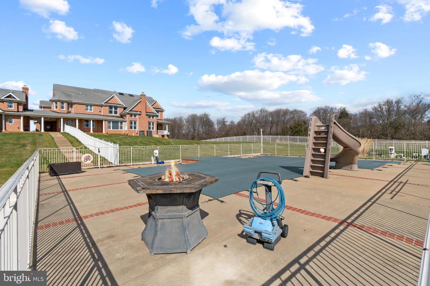10150 HEDRICK FARM LN, MIDLAND, Virginia 22728, 7 Bedrooms Bedrooms, ,6 BathroomsBathrooms,Residential,For sale,10150 HEDRICK FARM LN,VAFQ2016418 MLS # VAFQ2016418