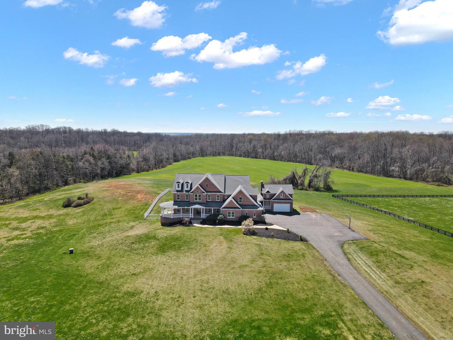 10150 HEDRICK FARM LN, MIDLAND, Virginia 22728, 7 Bedrooms Bedrooms, ,6 BathroomsBathrooms,Residential,For sale,10150 HEDRICK FARM LN,VAFQ2016418 MLS # VAFQ2016418
