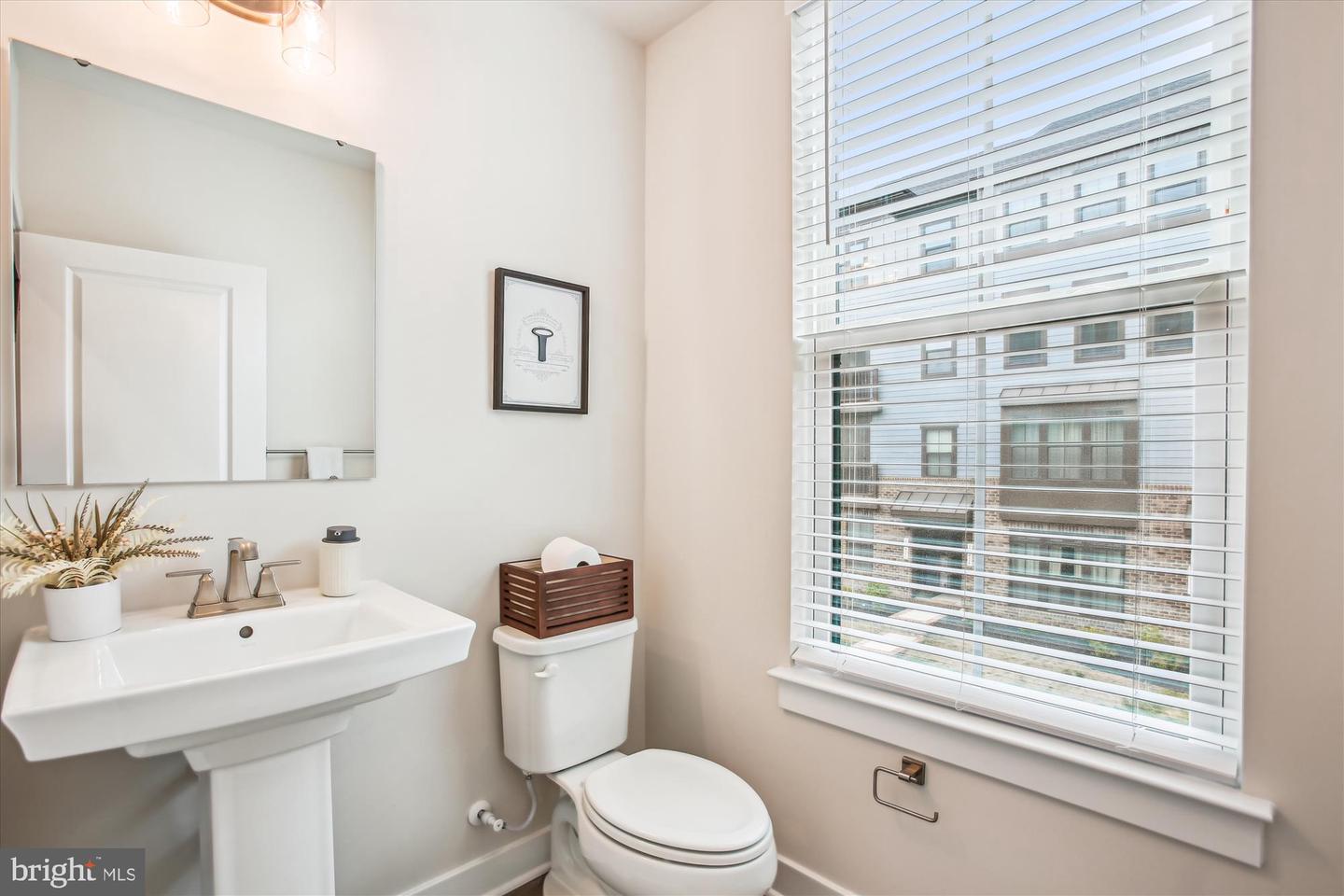 17438 SOUTHERN SHORES DR, DUMFRIES, Virginia 22026, 3 Bedrooms Bedrooms, ,2 BathroomsBathrooms,Residential,For sale,17438 SOUTHERN SHORES DR,VAPW2093554 MLS # VAPW2093554