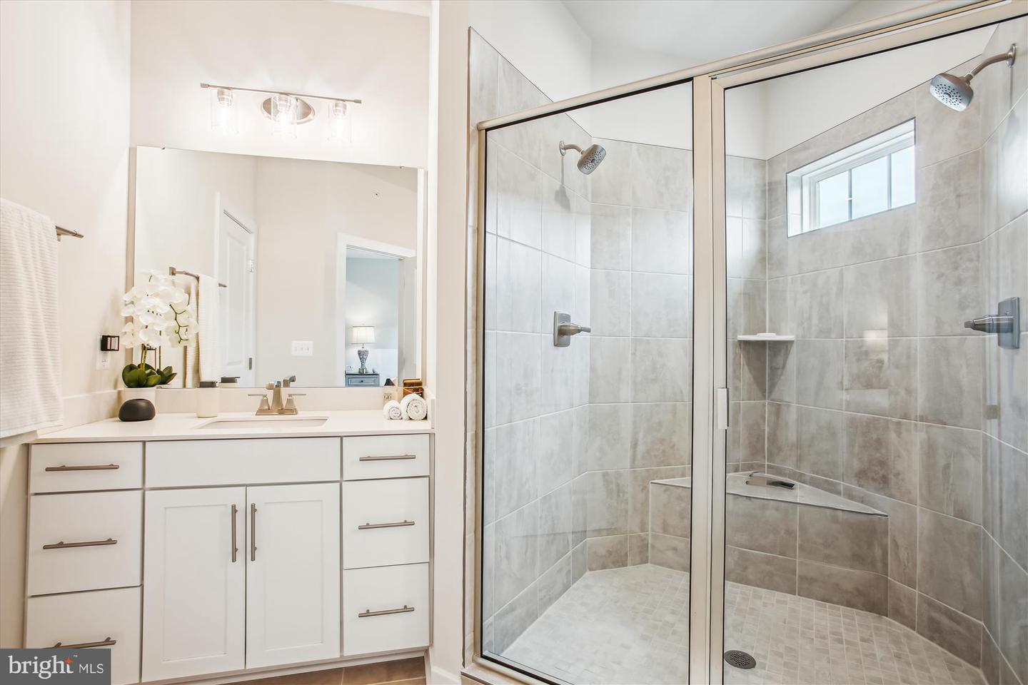 17438 SOUTHERN SHORES DR, DUMFRIES, Virginia 22026, 3 Bedrooms Bedrooms, ,2 BathroomsBathrooms,Residential,For sale,17438 SOUTHERN SHORES DR,VAPW2093554 MLS # VAPW2093554