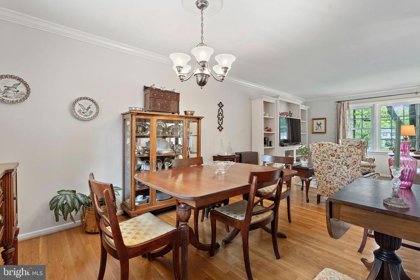 8400 CHERRY VALLEY LN, ALEXANDRIA, Virginia 22309, 5 Bedrooms Bedrooms, ,3 BathroomsBathrooms,Residential,For sale,8400 CHERRY VALLEY LN,VAFX2238156 MLS # VAFX2238156