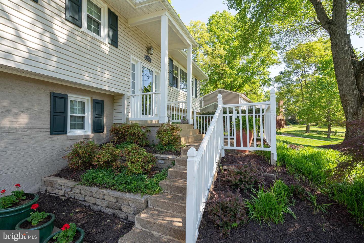 8400 CHERRY VALLEY LN, ALEXANDRIA, Virginia 22309, 5 Bedrooms Bedrooms, ,3 BathroomsBathrooms,Residential,For sale,8400 CHERRY VALLEY LN,VAFX2238156 MLS # VAFX2238156