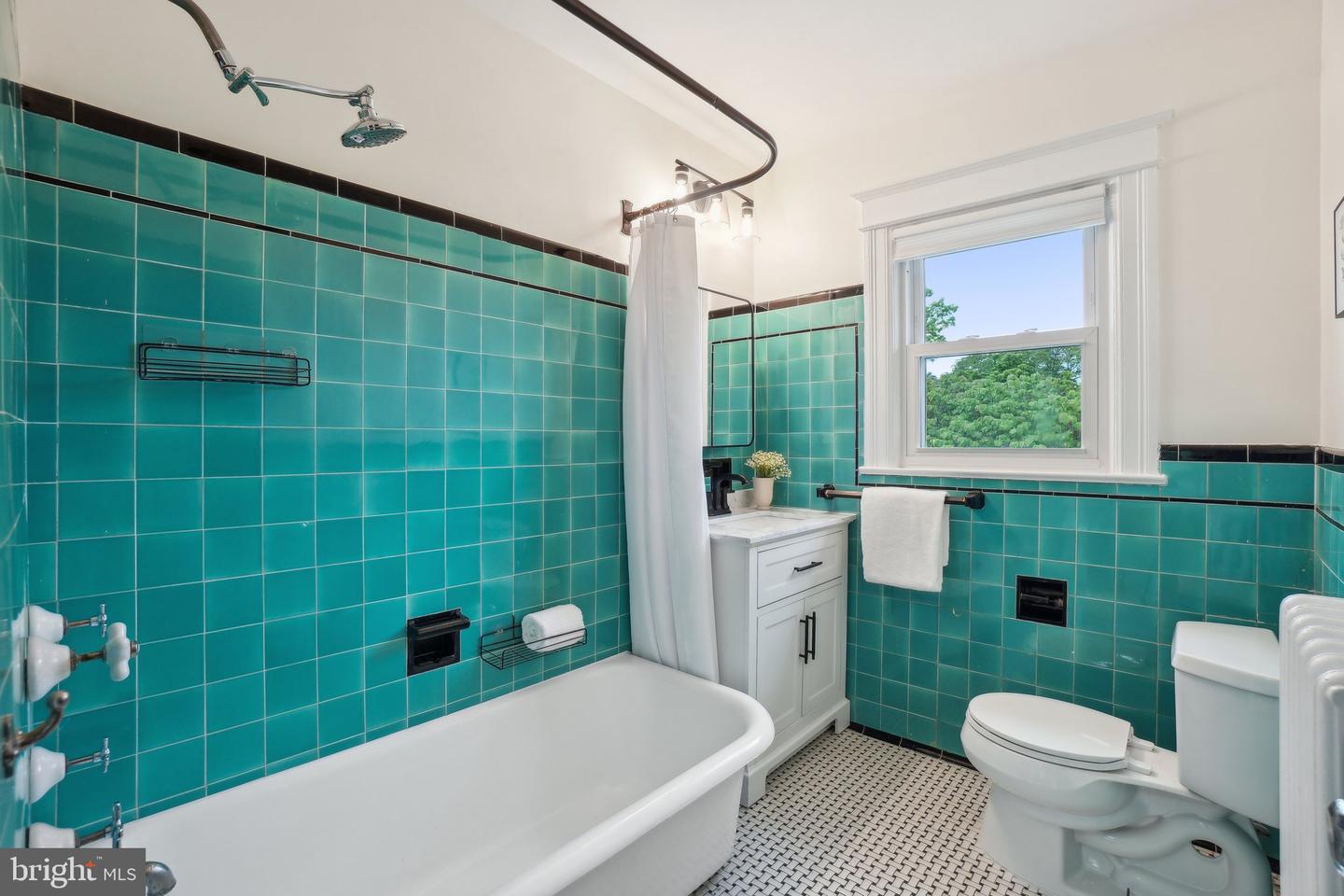 6514 7TH PL NW, WASHINGTON, District Of Columbia 20012, 3 Bedrooms Bedrooms, ,2 BathroomsBathrooms,Residential,For sale,6514 7TH PL NW,DCDC2198704 MLS # DCDC2198704