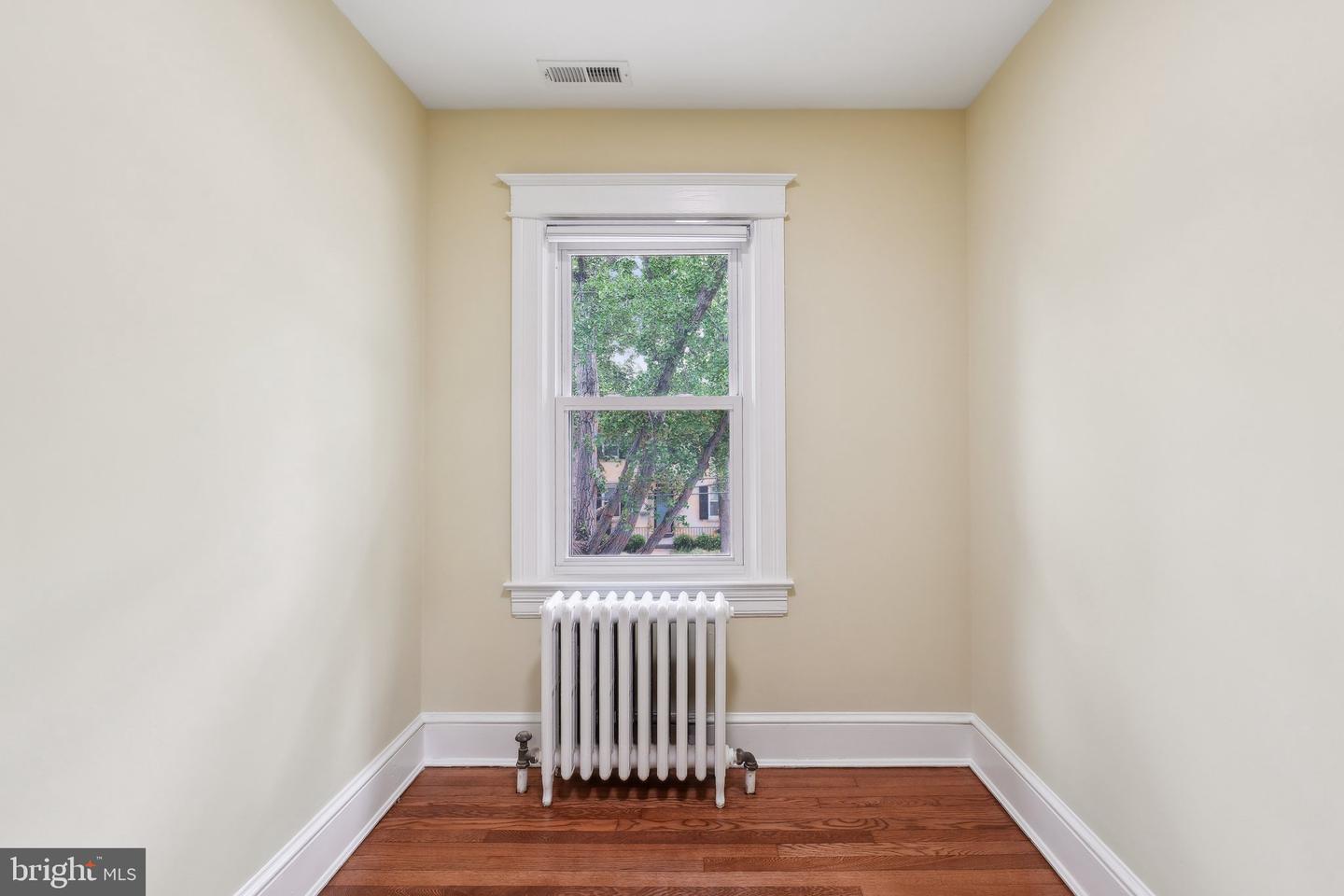 6514 7TH PL NW, WASHINGTON, District Of Columbia 20012, 3 Bedrooms Bedrooms, ,2 BathroomsBathrooms,Residential,For sale,6514 7TH PL NW,DCDC2198704 MLS # DCDC2198704