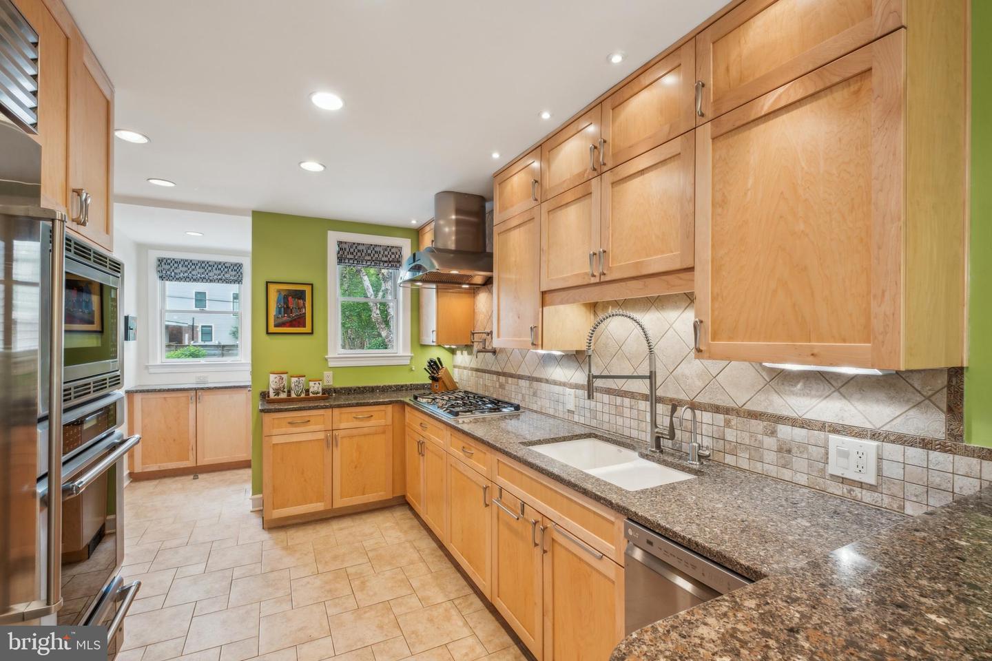 4510 HARRISON ST NW, WASHINGTON, District Of Columbia 20015, 3 Bedrooms Bedrooms, ,2 BathroomsBathrooms,Residential,For sale,4510 HARRISON ST NW,DCDC2198788 MLS # DCDC2198788
