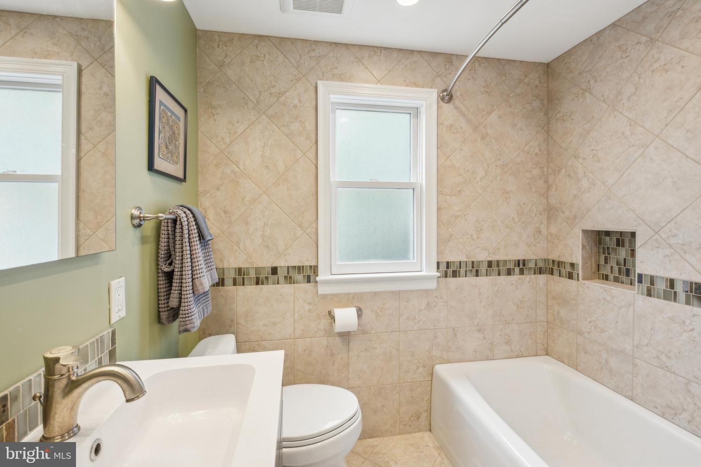 4510 HARRISON ST NW, WASHINGTON, District Of Columbia 20015, 3 Bedrooms Bedrooms, ,2 BathroomsBathrooms,Residential,For sale,4510 HARRISON ST NW,DCDC2198788 MLS # DCDC2198788