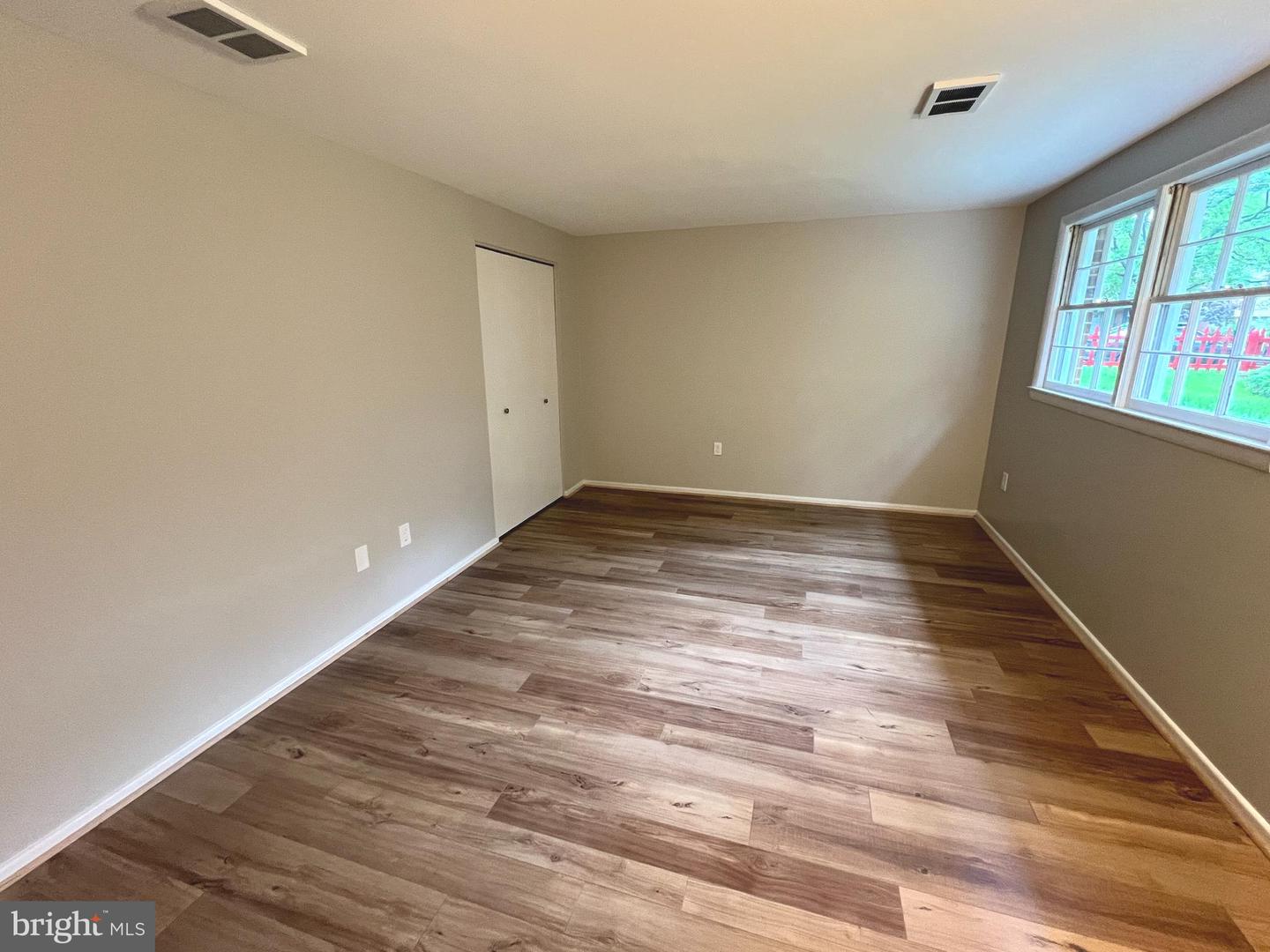 6530 LOVINGSTON CIR, SPRINGFIELD, Virginia 22150, 4 Bedrooms Bedrooms, ,2 BathroomsBathrooms,Residential,For sale,6530 LOVINGSTON CIR,VAFX2238398 MLS # VAFX2238398