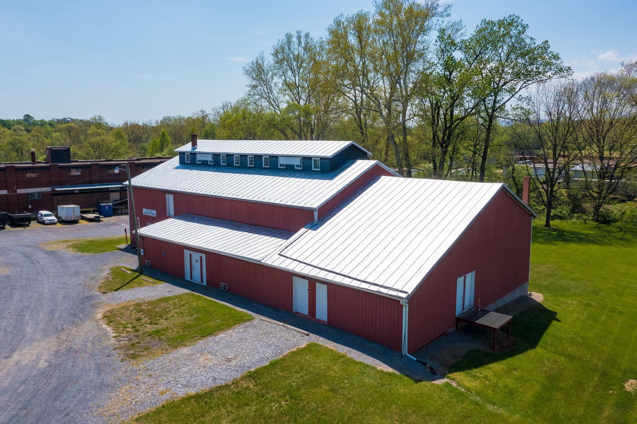 180 HOLLAR CIR, TIMBERVILLE, Virginia 22853, ,Commercial,180 HOLLAR CIR,664534 MLS # 664534