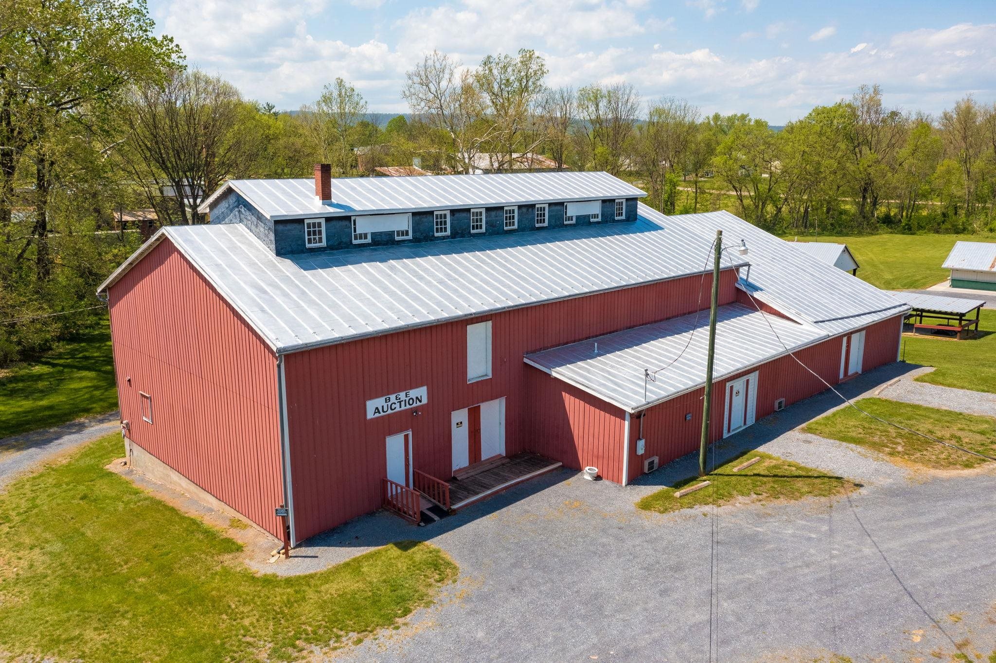 180 HOLLAR CIR, TIMBERVILLE, Virginia 22853, ,Commercial,180 HOLLAR CIR,664534 MLS # 664534