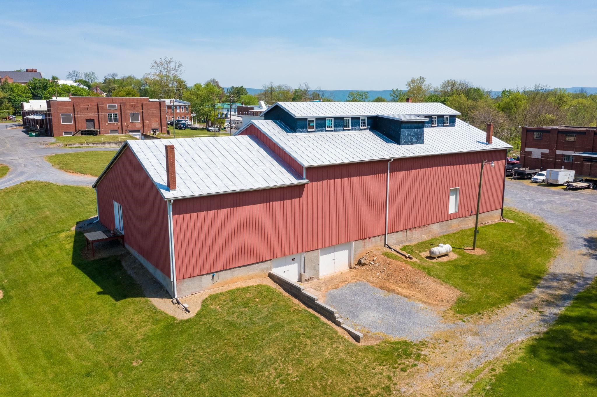 180 HOLLAR CIR, TIMBERVILLE, Virginia 22853, ,Commercial,180 HOLLAR CIR,664534 MLS # 664534