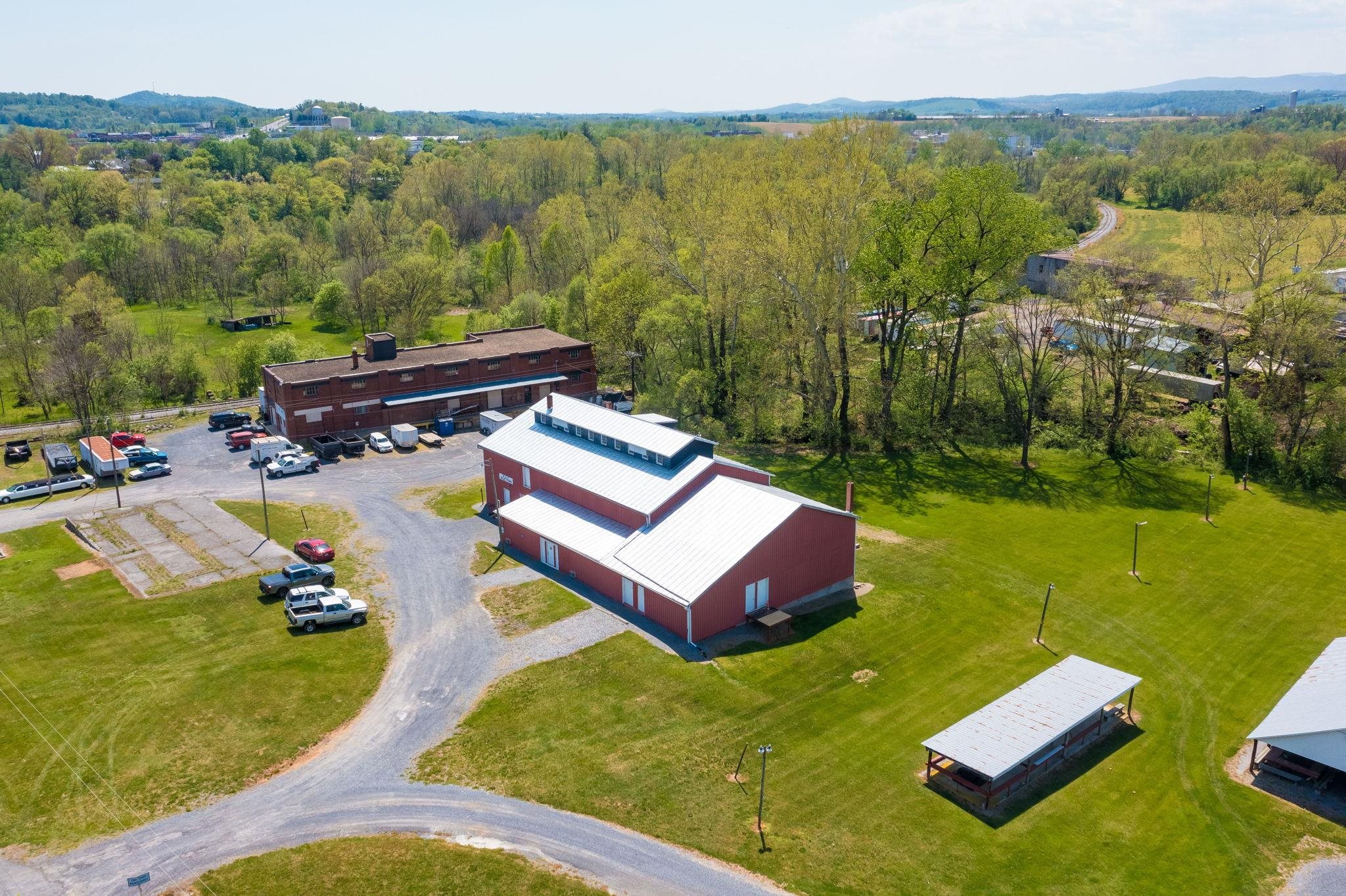 180 HOLLAR CIR, TIMBERVILLE, Virginia 22853, ,Commercial,180 HOLLAR CIR,664534 MLS # 664534