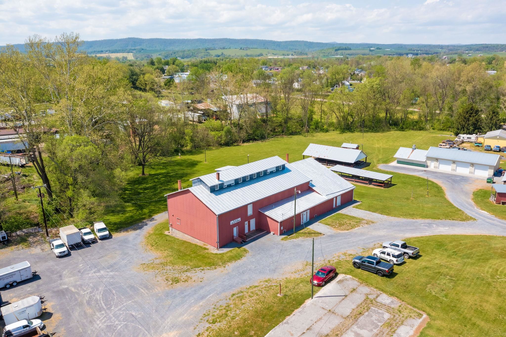 180 HOLLAR CIR, TIMBERVILLE, Virginia 22853, ,Commercial,180 HOLLAR CIR,664534 MLS # 664534