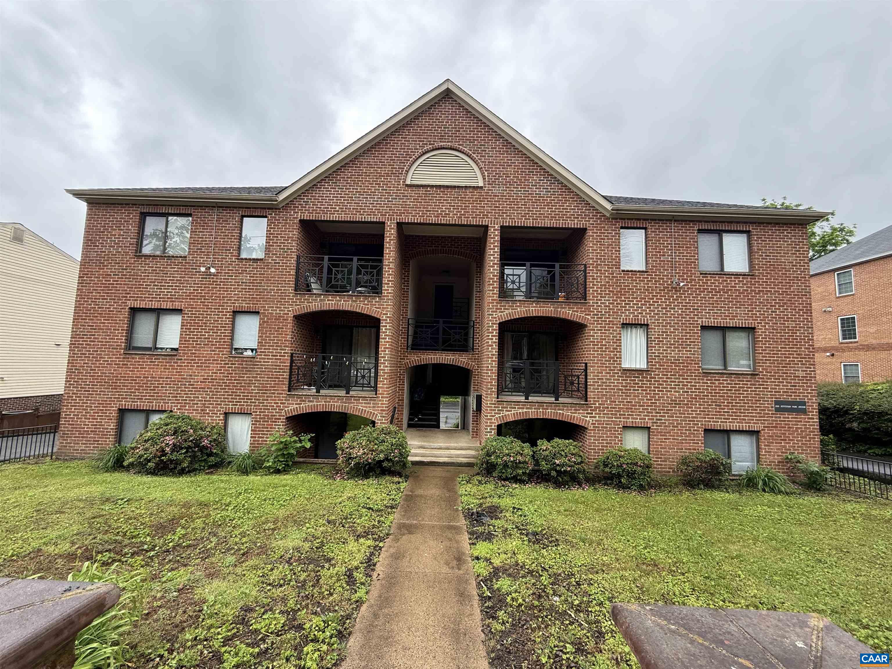 2018 JEFFERSON PARK AVE, CHARLOTTESVILLE, Virginia 22903, ,Residential,2018 JEFFERSON PARK AVE,664530 MLS # 664530