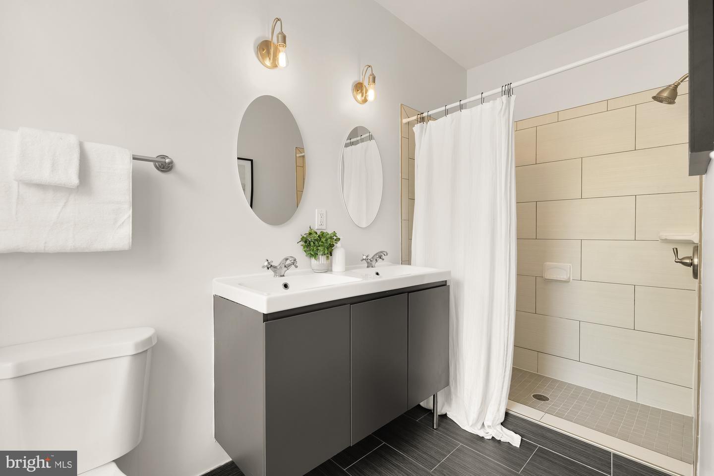 1213 WEST VIRGINIA AVE NE, WASHINGTON, District Of Columbia 20002, 6 Bedrooms Bedrooms, ,3 BathroomsBathrooms,Residential,For sale,1213 WEST VIRGINIA AVE NE,DCDC2199342 MLS # DCDC2199342