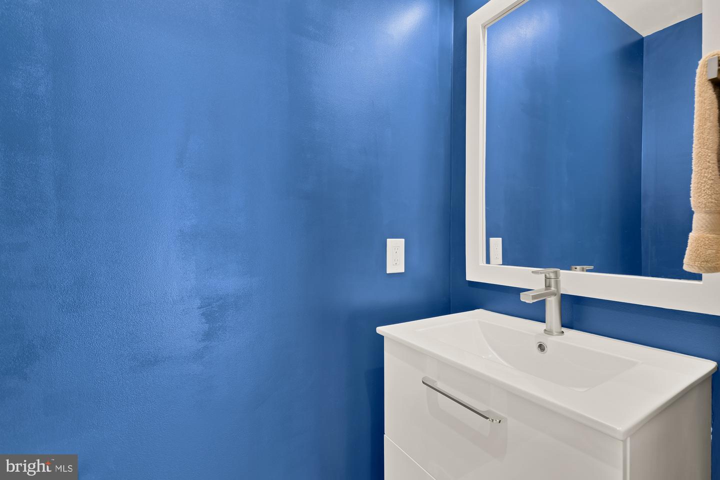 41 Q ST NE #100, WASHINGTON, District Of Columbia 20002, 3 Bedrooms Bedrooms, ,3 BathroomsBathrooms,Residential,For sale,41 Q ST NE #100,DCDC2199372 MLS # DCDC2199372