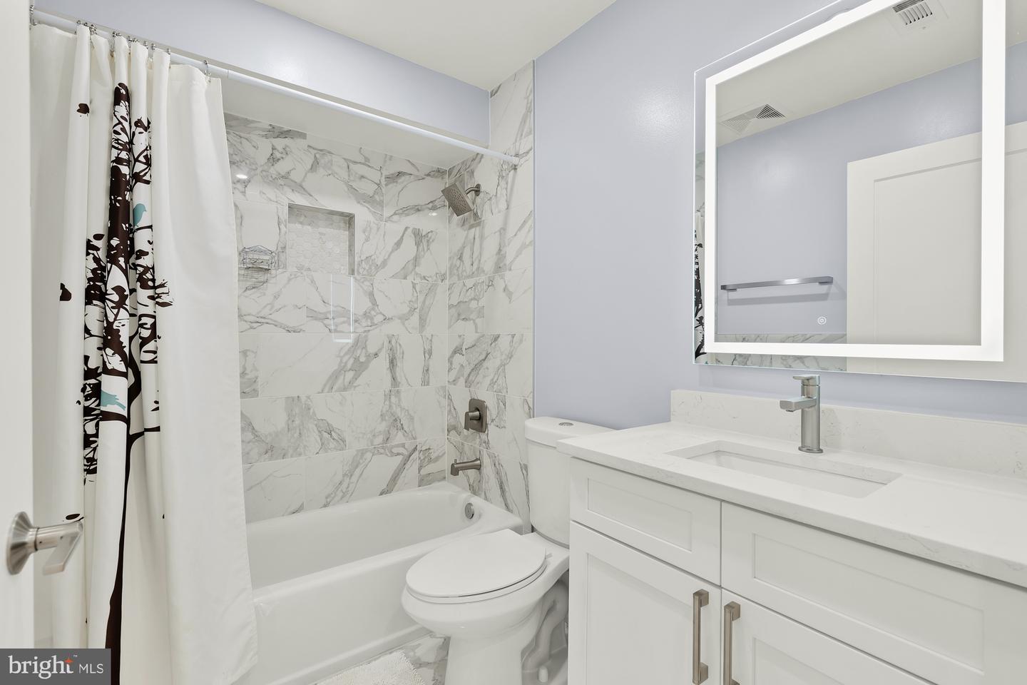 41 Q ST NE #100, WASHINGTON, District Of Columbia 20002, 3 Bedrooms Bedrooms, ,3 BathroomsBathrooms,Residential,For sale,41 Q ST NE #100,DCDC2199372 MLS # DCDC2199372