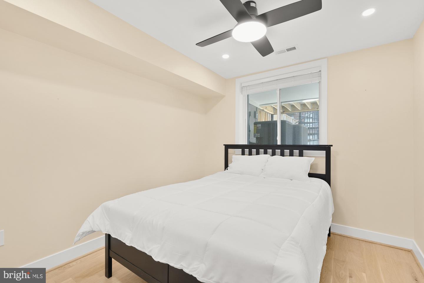 41 Q ST NE #100, WASHINGTON, District Of Columbia 20002, 3 Bedrooms Bedrooms, ,3 BathroomsBathrooms,Residential,For sale,41 Q ST NE #100,DCDC2199372 MLS # DCDC2199372