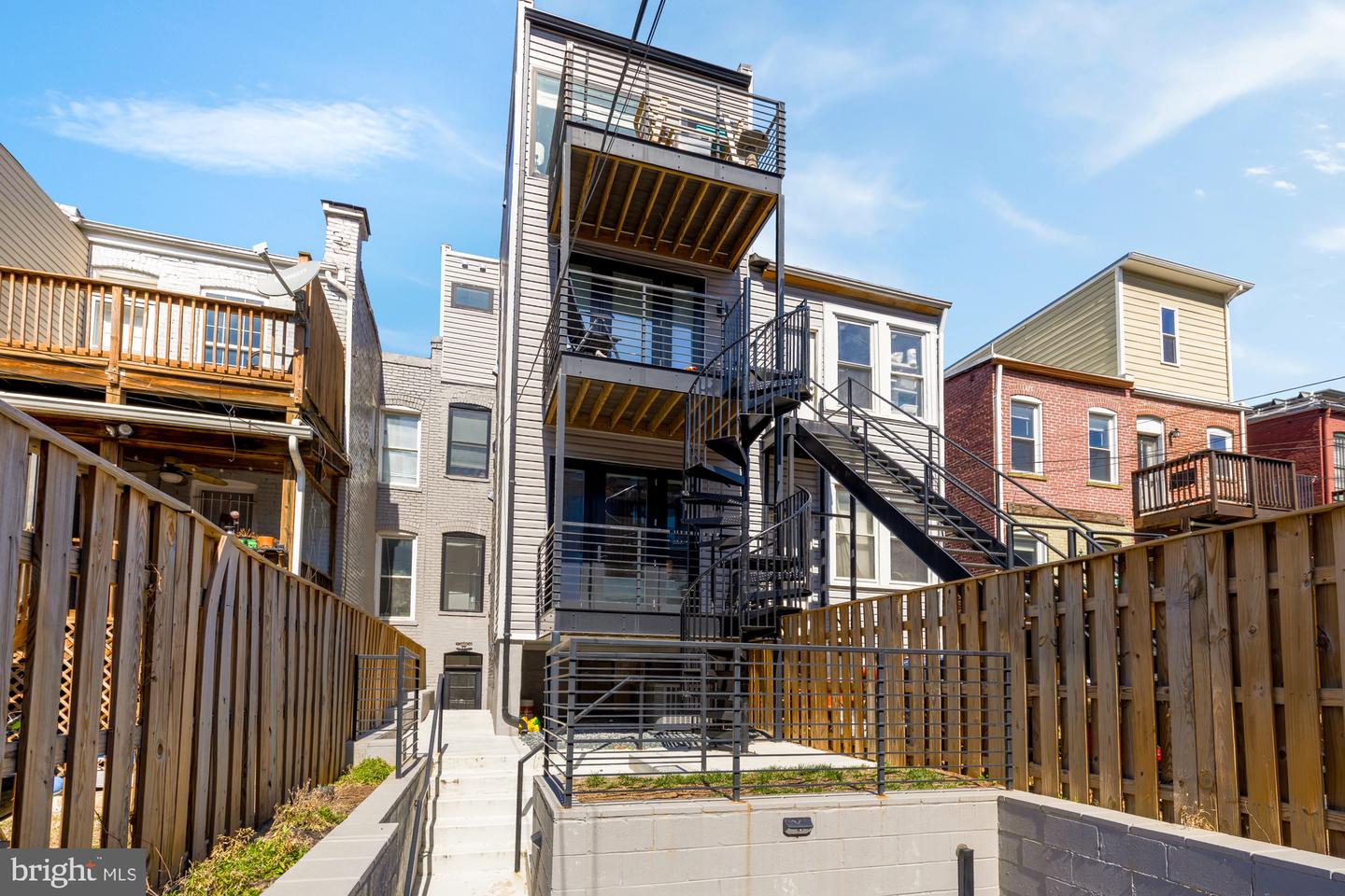 41 Q ST NE #100, WASHINGTON, District Of Columbia 20002, 3 Bedrooms Bedrooms, ,3 BathroomsBathrooms,Residential,For sale,41 Q ST NE #100,DCDC2199372 MLS # DCDC2199372