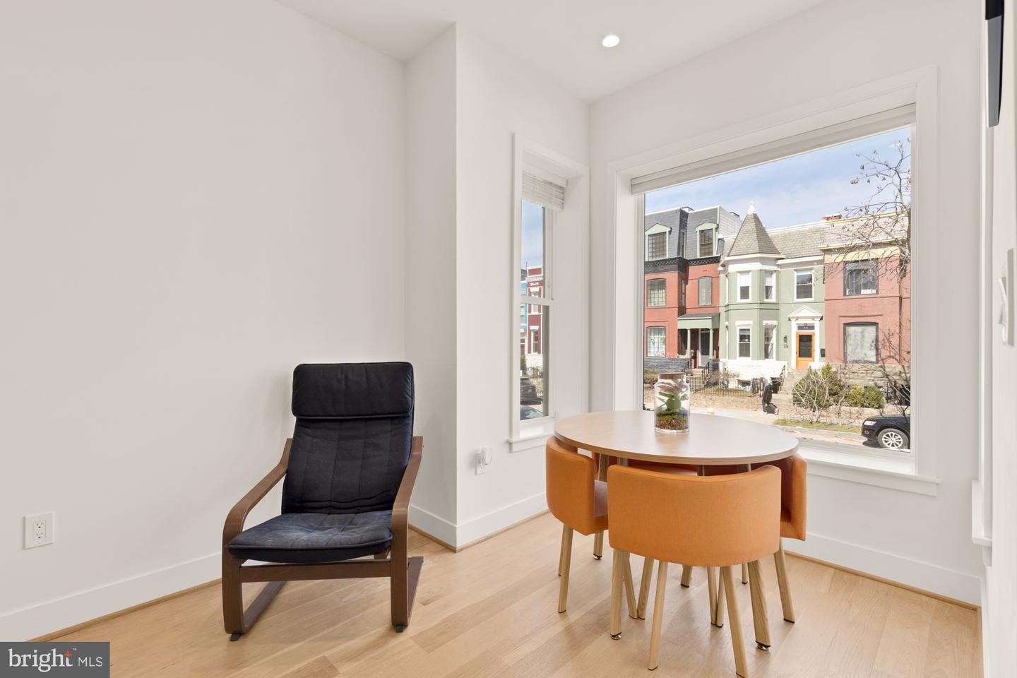 41 Q ST NE #100, WASHINGTON, District Of Columbia 20002, 3 Bedrooms Bedrooms, ,3 BathroomsBathrooms,Residential,For sale,41 Q ST NE #100,DCDC2199372 MLS # DCDC2199372
