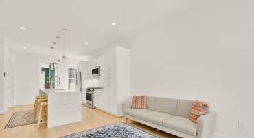 41 Q ST NE #100, WASHINGTON, District Of Columbia 20002, 3 Bedrooms Bedrooms, ,3 BathroomsBathrooms,Residential,For sale,41 Q ST NE #100,DCDC2199372 MLS # DCDC2199372