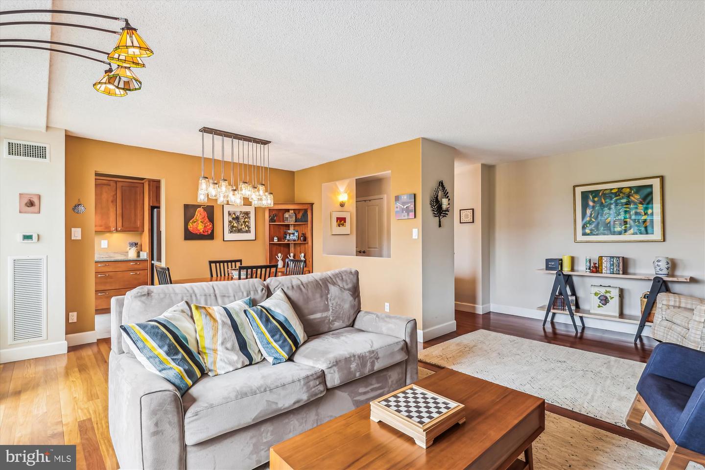 501 SLATERS LN #316, ALEXANDRIA, Virginia 22314, 1 Bedroom Bedrooms, ,1 BathroomBathrooms,Residential,For sale,501 SLATERS LN #316,VAAX2045176 MLS # VAAX2045176