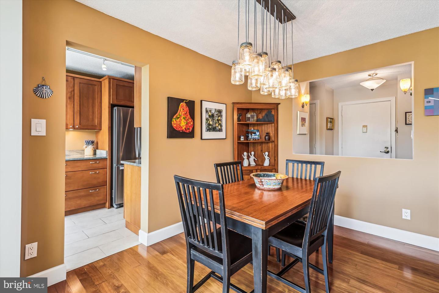 501 SLATERS LN #316, ALEXANDRIA, Virginia 22314, 1 Bedroom Bedrooms, ,1 BathroomBathrooms,Residential,For sale,501 SLATERS LN #316,VAAX2045176 MLS # VAAX2045176