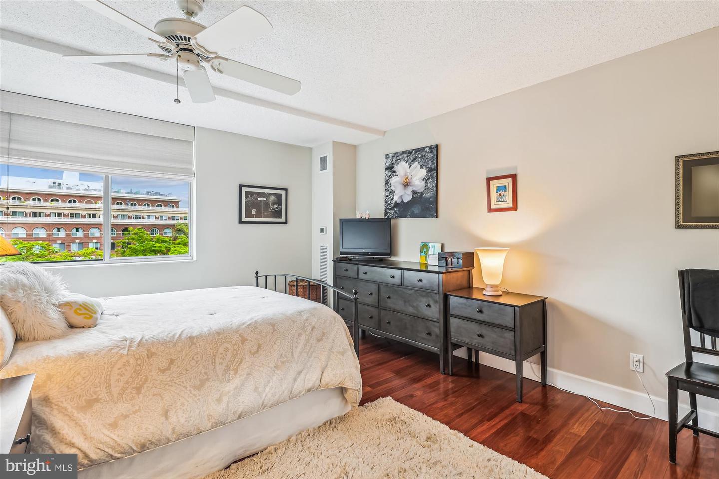 501 SLATERS LN #316, ALEXANDRIA, Virginia 22314, 1 Bedroom Bedrooms, ,1 BathroomBathrooms,Residential,For sale,501 SLATERS LN #316,VAAX2045176 MLS # VAAX2045176