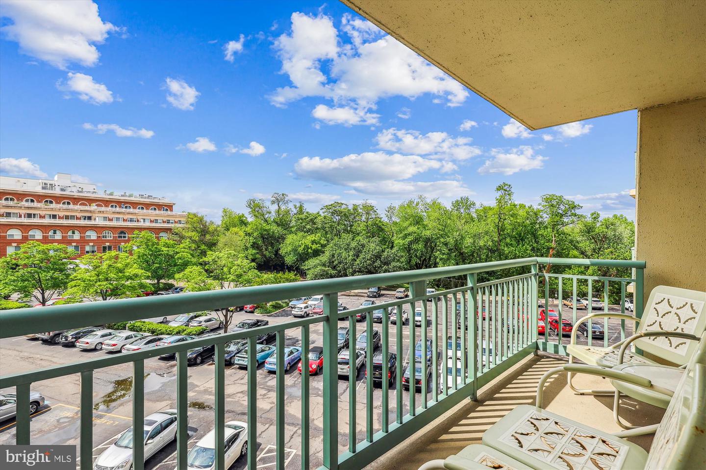 501 SLATERS LN #316, ALEXANDRIA, Virginia 22314, 1 Bedroom Bedrooms, ,1 BathroomBathrooms,Residential,For sale,501 SLATERS LN #316,VAAX2045176 MLS # VAAX2045176