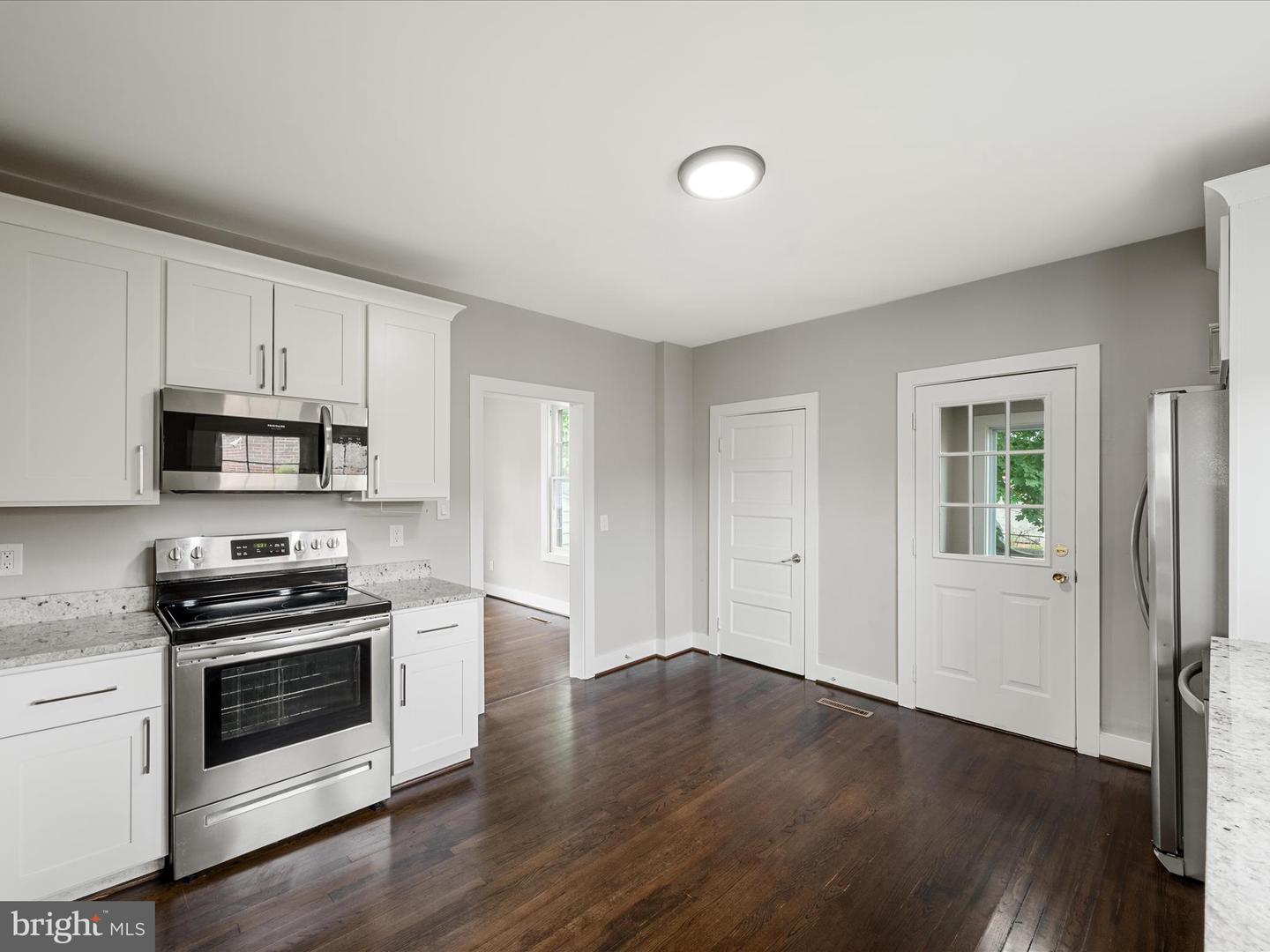 19 W JACKSON ST, FRONT ROYAL, Virginia 22630, 3 Bedrooms Bedrooms, ,1 BathroomBathrooms,Residential,For sale,19 W JACKSON ST,VAWR2011116 MLS # VAWR2011116